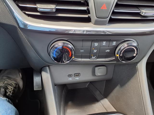 new 2025 Buick Encore GX car, priced at $22,578