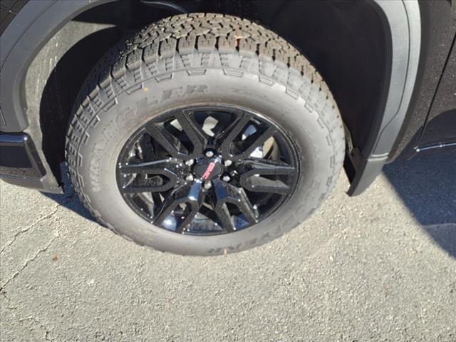 new 2025 GMC Sierra 1500 car, priced at $47,984