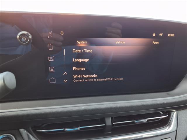 new 2025 Buick Envista car, priced at $25,656