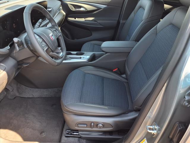 new 2025 Buick Envista car, priced at $25,656
