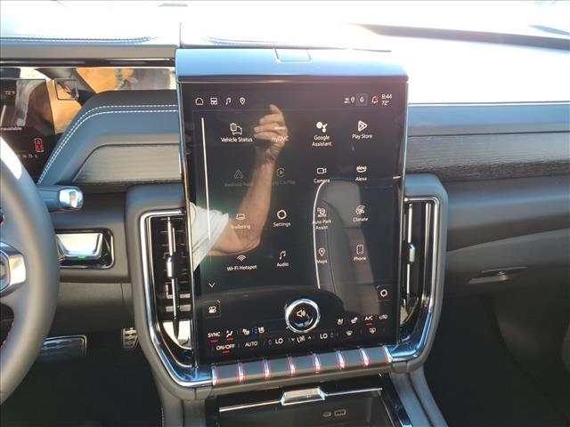 new 2025 GMC Yukon XL car, priced at $98,081