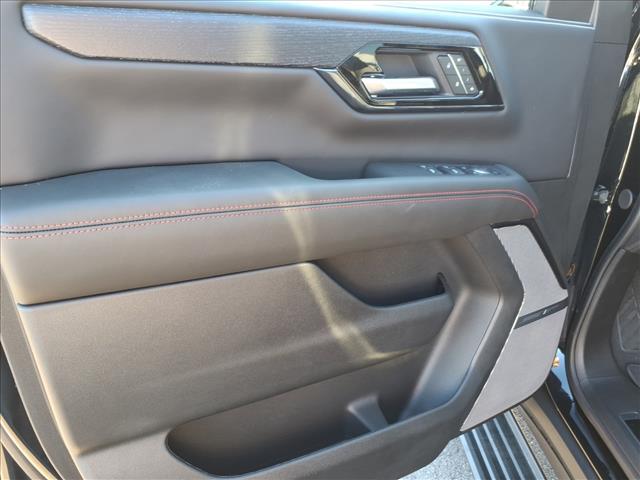 new 2025 GMC Yukon XL car, priced at $98,081