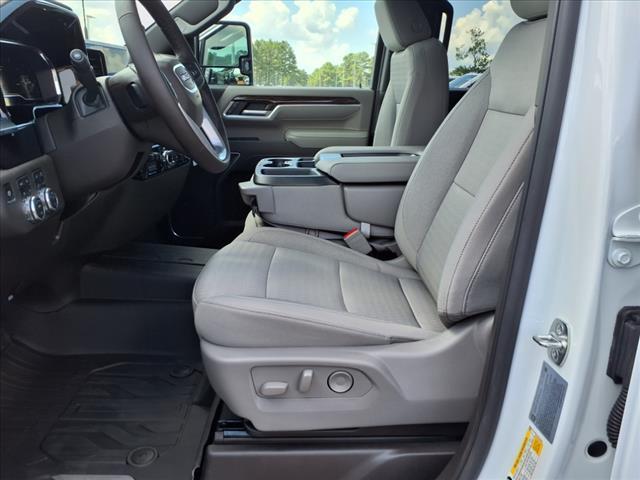 new 2025 GMC Sierra 2500 car, priced at $55,540