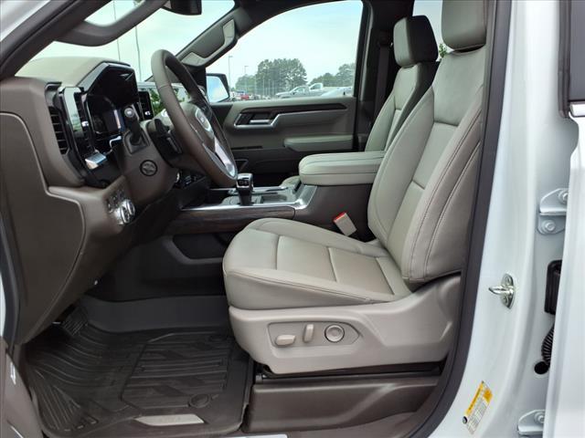new 2025 GMC Sierra 1500 car, priced at $57,383