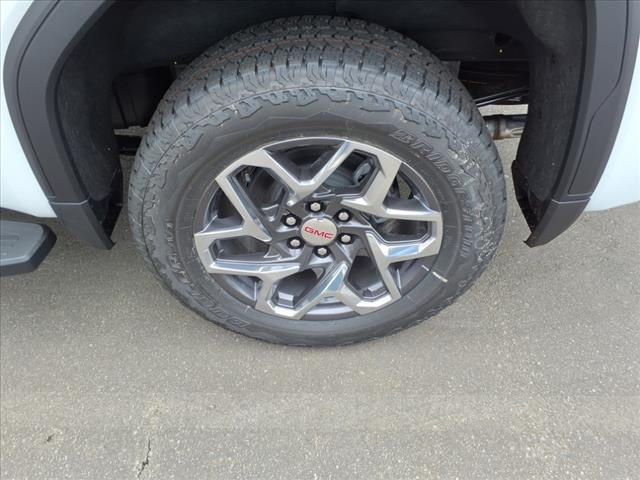 new 2025 GMC Sierra 1500 car, priced at $57,383