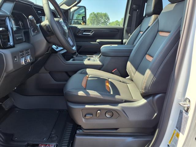 new 2025 GMC Sierra 2500 car, priced at $73,153
