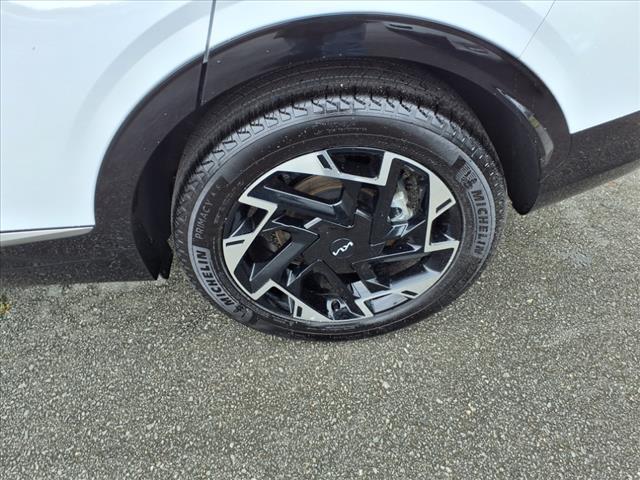 used 2024 Kia Sportage car, priced at $32,900