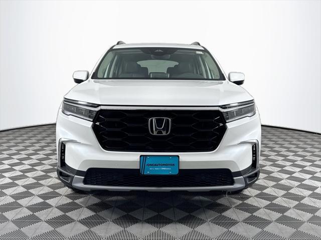 new 2025 Honda Pilot car, priced at $50,495