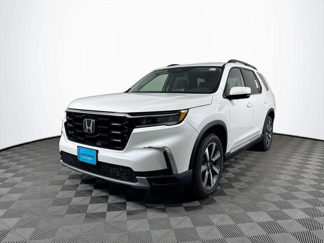 new 2025 Honda Pilot car, priced at $50,495