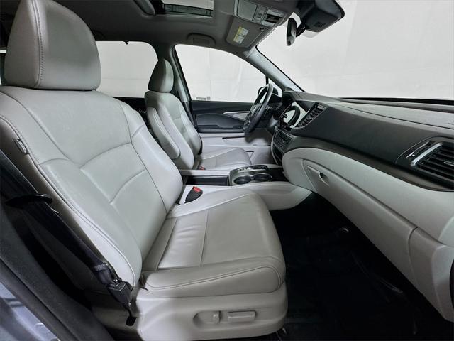 used 2022 Honda Pilot car, priced at $33,722