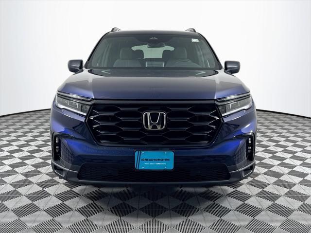 new 2025 Honda Pilot car, priced at $42,497