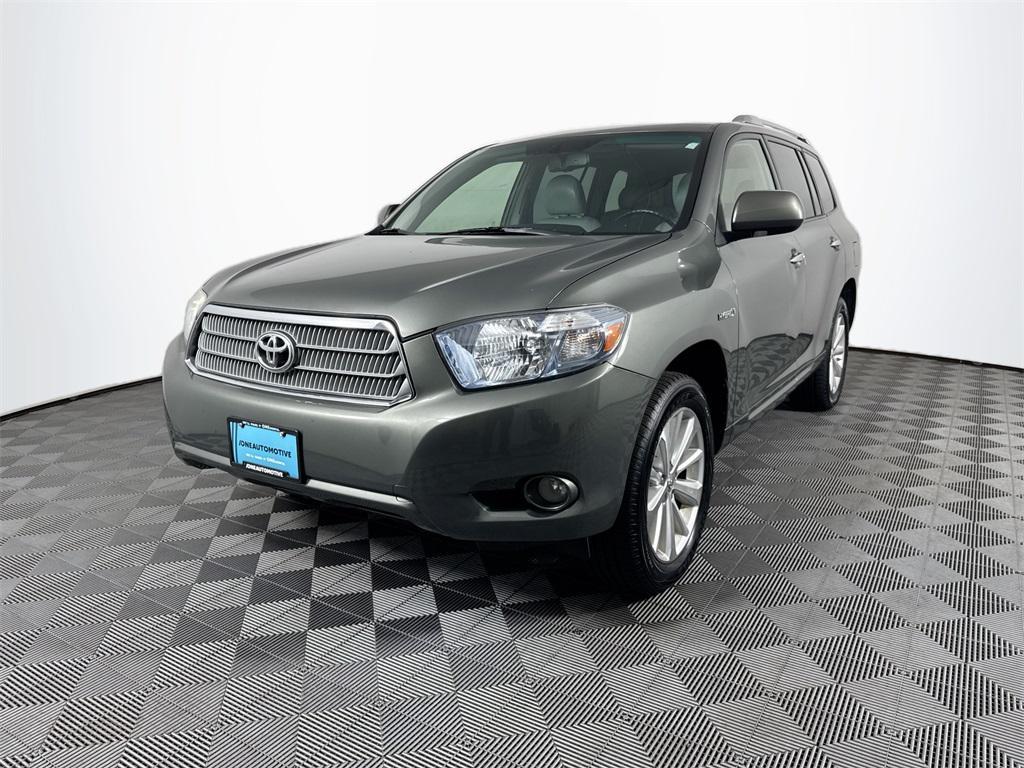 used 2010 Toyota Highlander Hybrid car, priced at $7,997
