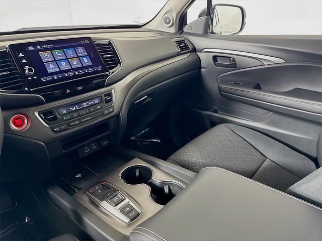 new 2025 Honda Ridgeline car, priced at $42,500