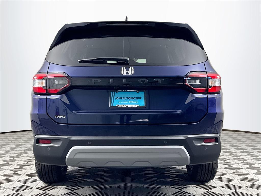 new 2025 Honda Pilot car, priced at $45,095