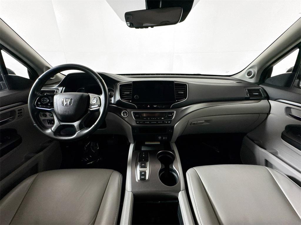used 2022 Honda Pilot car, priced at $30,997