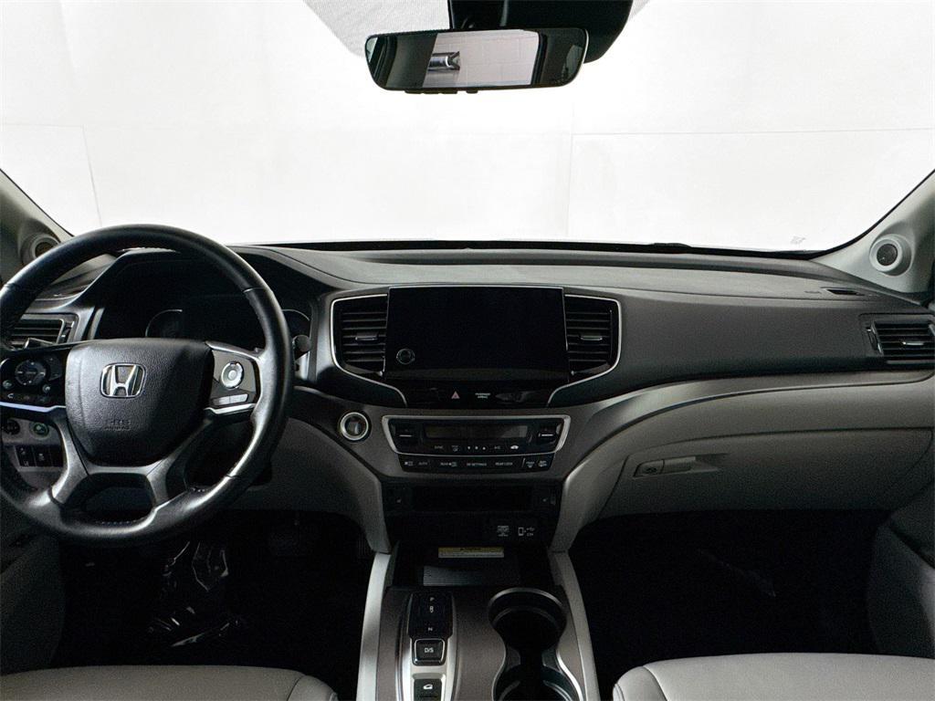 used 2022 Honda Pilot car, priced at $30,997