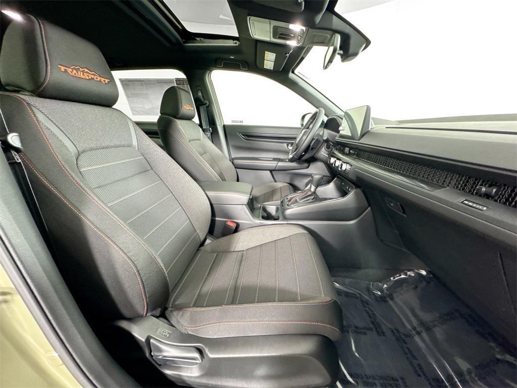 new 2026 Honda CR-V Hybrid car, priced at $40,705