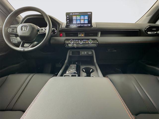 new 2025 Honda Pilot car, priced at $51,305