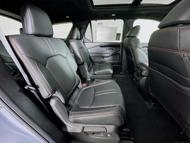 new 2025 Honda Pilot car, priced at $51,305