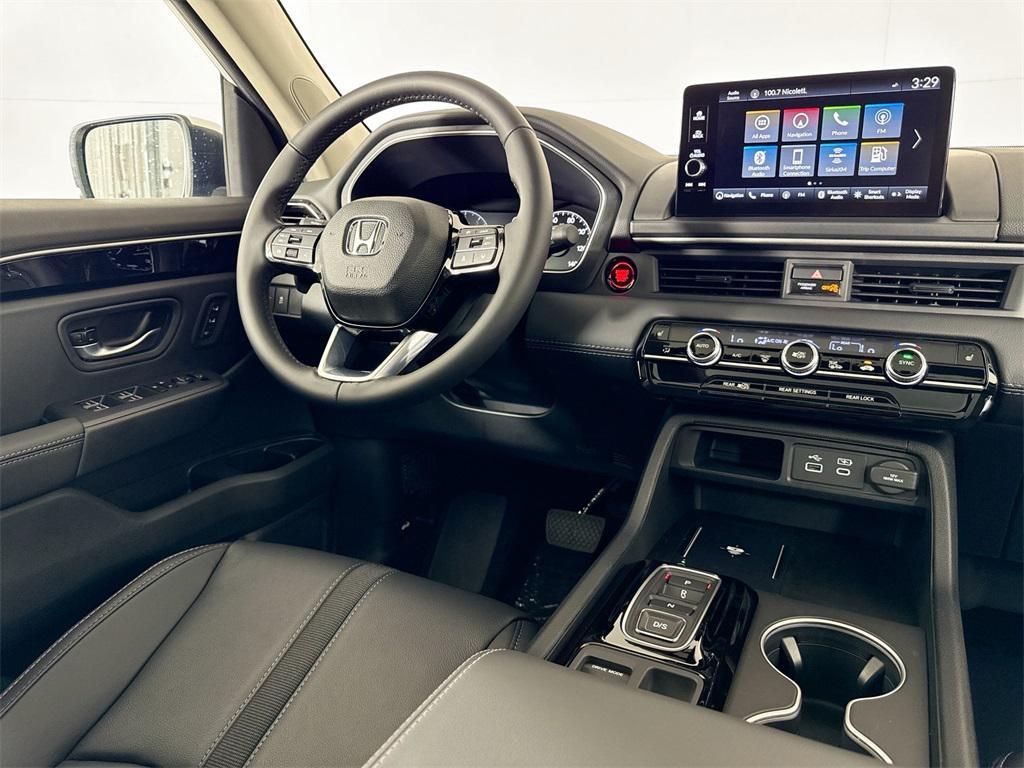 new 2025 Honda Pilot car, priced at $49,550