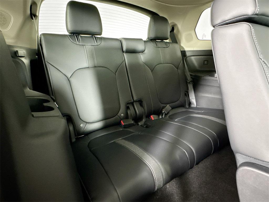 new 2025 Honda Pilot car, priced at $49,550