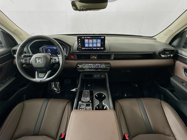 new 2025 Honda Pilot car, priced at $52,985
