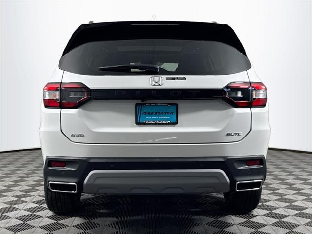 new 2025 Honda Pilot car, priced at $52,985