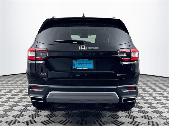 new 2025 Honda Pilot car, priced at $52,950