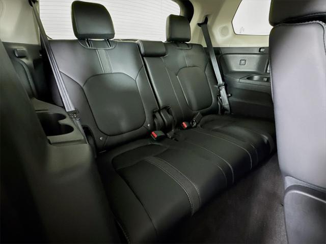 new 2025 Honda Pilot car, priced at $52,950