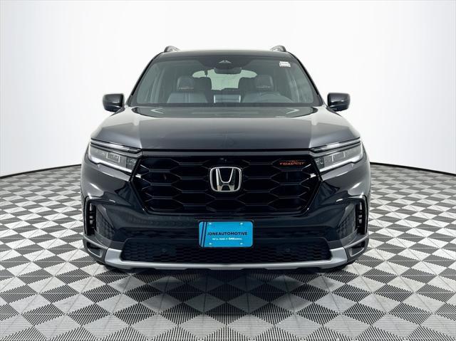 new 2025 Honda Pilot car, priced at $49,295