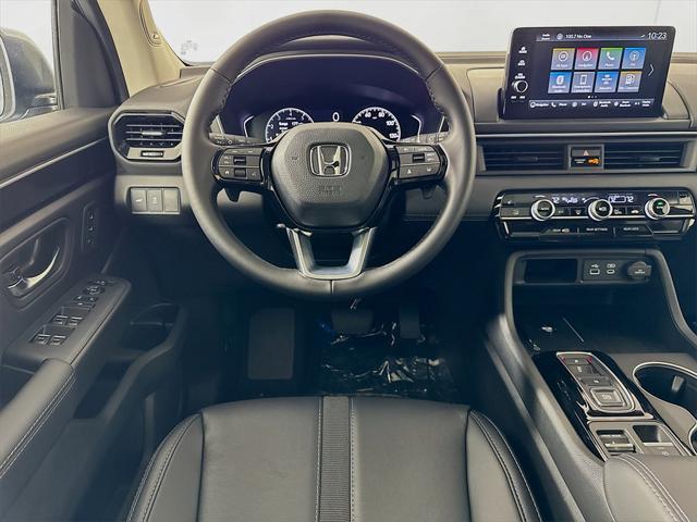 new 2025 Honda Pilot car, priced at $51,405
