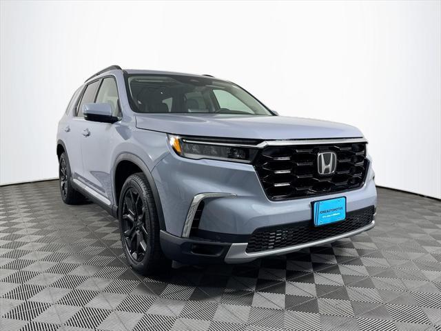 new 2025 Honda Pilot car, priced at $51,405