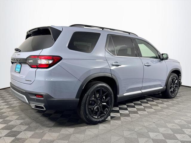 new 2025 Honda Pilot car, priced at $51,405