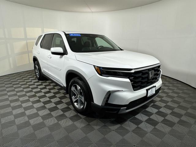 used 2023 Honda Pilot car, priced at $38,997