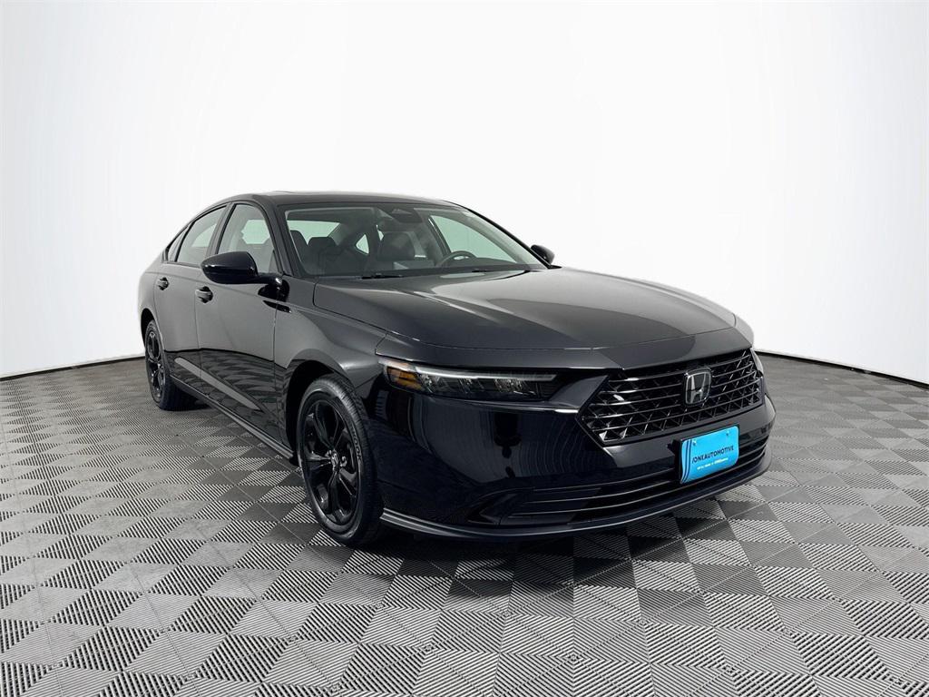 new 2025 Honda Accord car, priced at $30,274