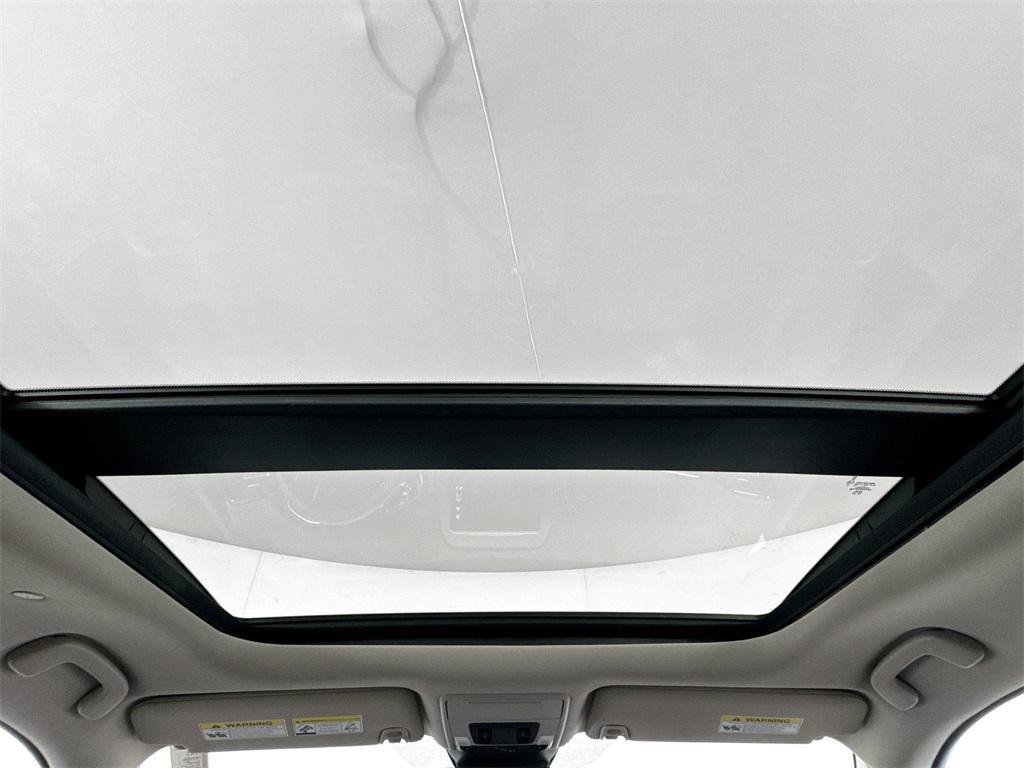 new 2025 Honda Pilot car, priced at $48,095