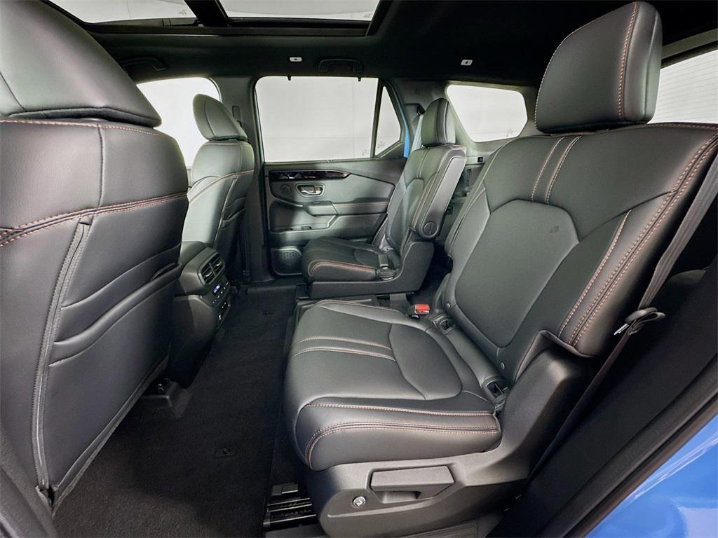 new 2025 Honda Pilot car, priced at $50,090