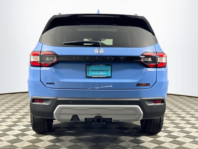new 2025 Honda Pilot car, priced at $50,090