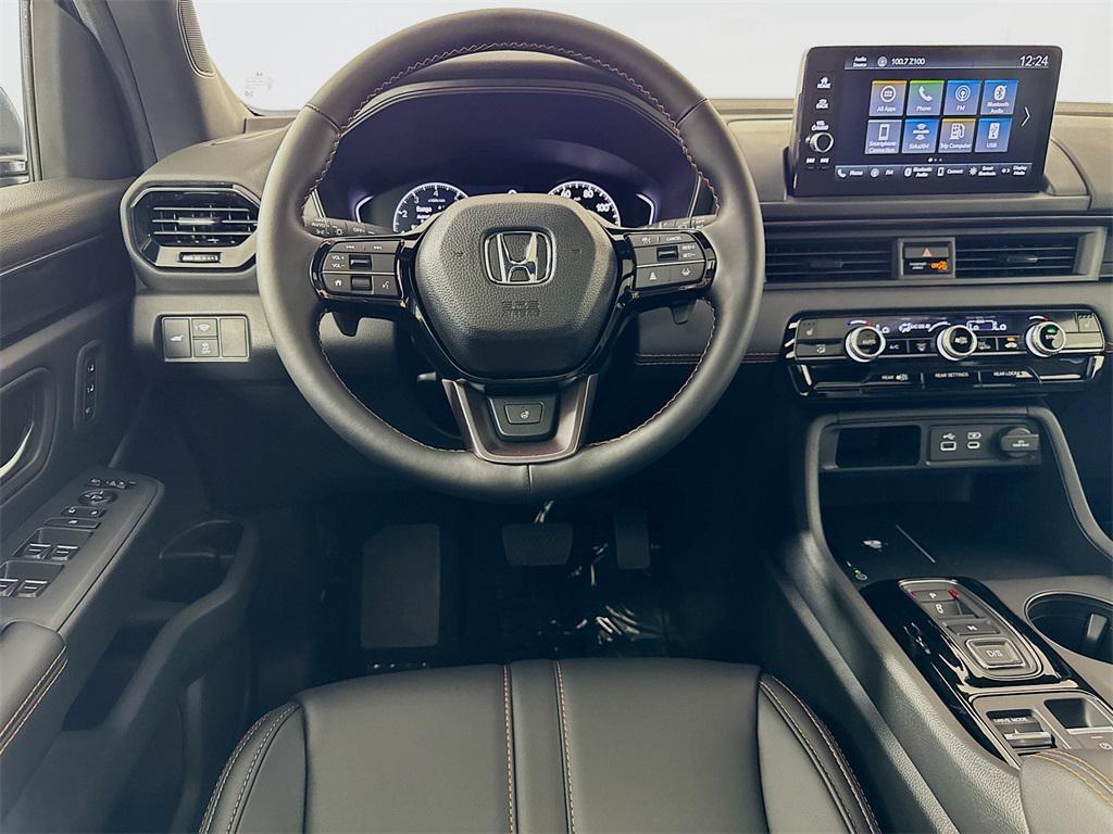 new 2025 Honda Pilot car, priced at $50,090