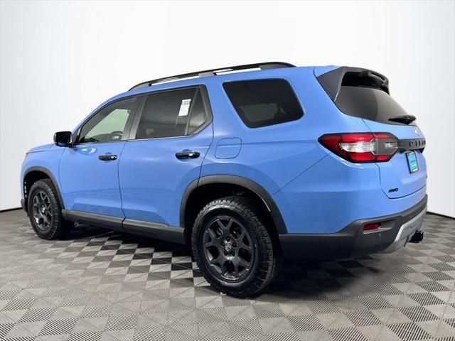 new 2025 Honda Pilot car, priced at $50,090