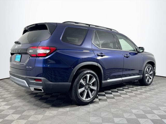 new 2025 Honda Pilot car, priced at $52,530