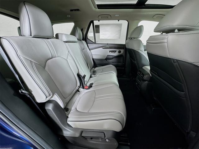 new 2025 Honda Pilot car, priced at $52,530