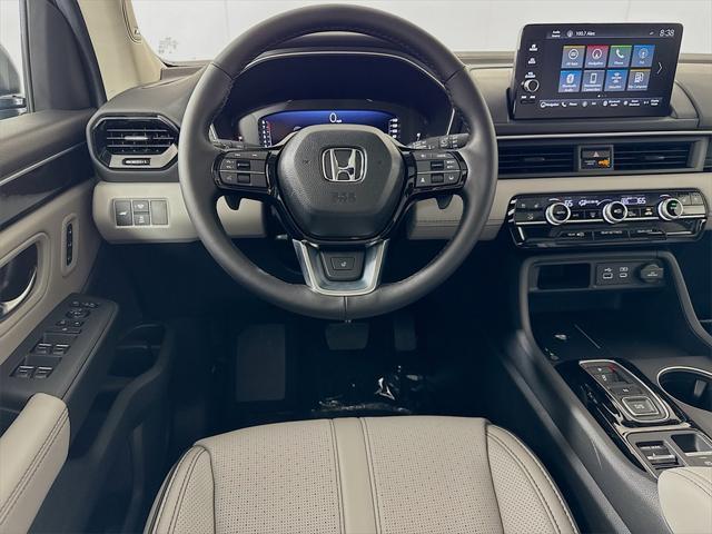 new 2025 Honda Pilot car, priced at $52,530
