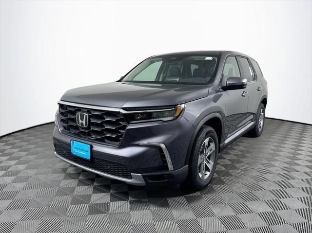 new 2025 Honda Pilot car, priced at $45,750