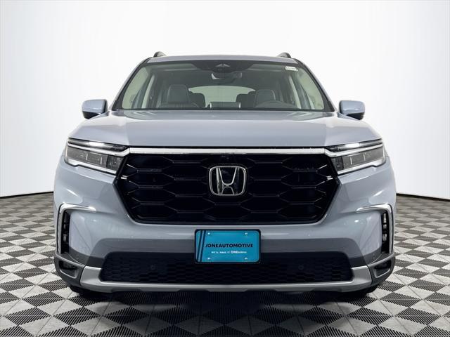 new 2025 Honda Pilot car, priced at $54,705