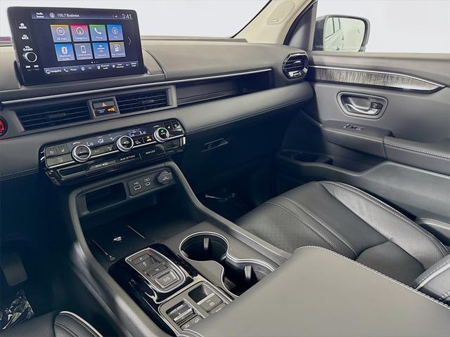 new 2025 Honda Pilot car, priced at $54,705