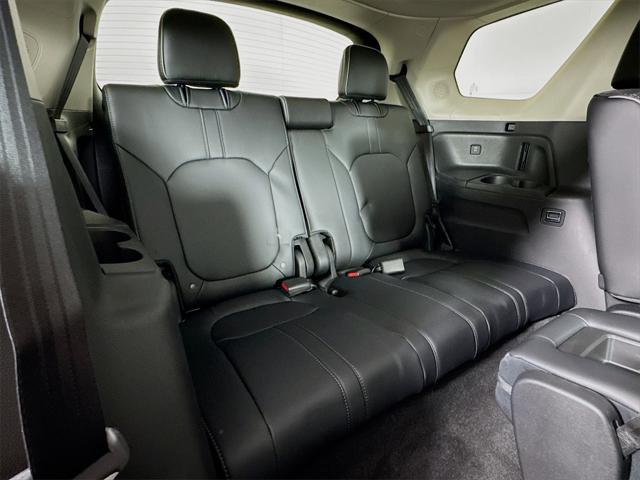 new 2025 Honda Pilot car, priced at $54,705