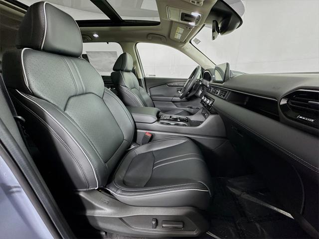 new 2025 Honda Pilot car, priced at $54,705