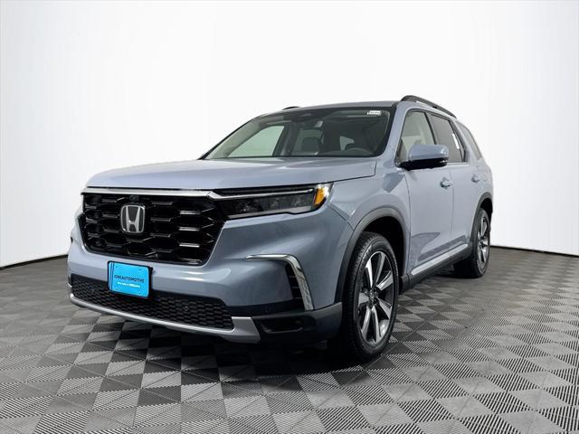 new 2025 Honda Pilot car, priced at $54,705