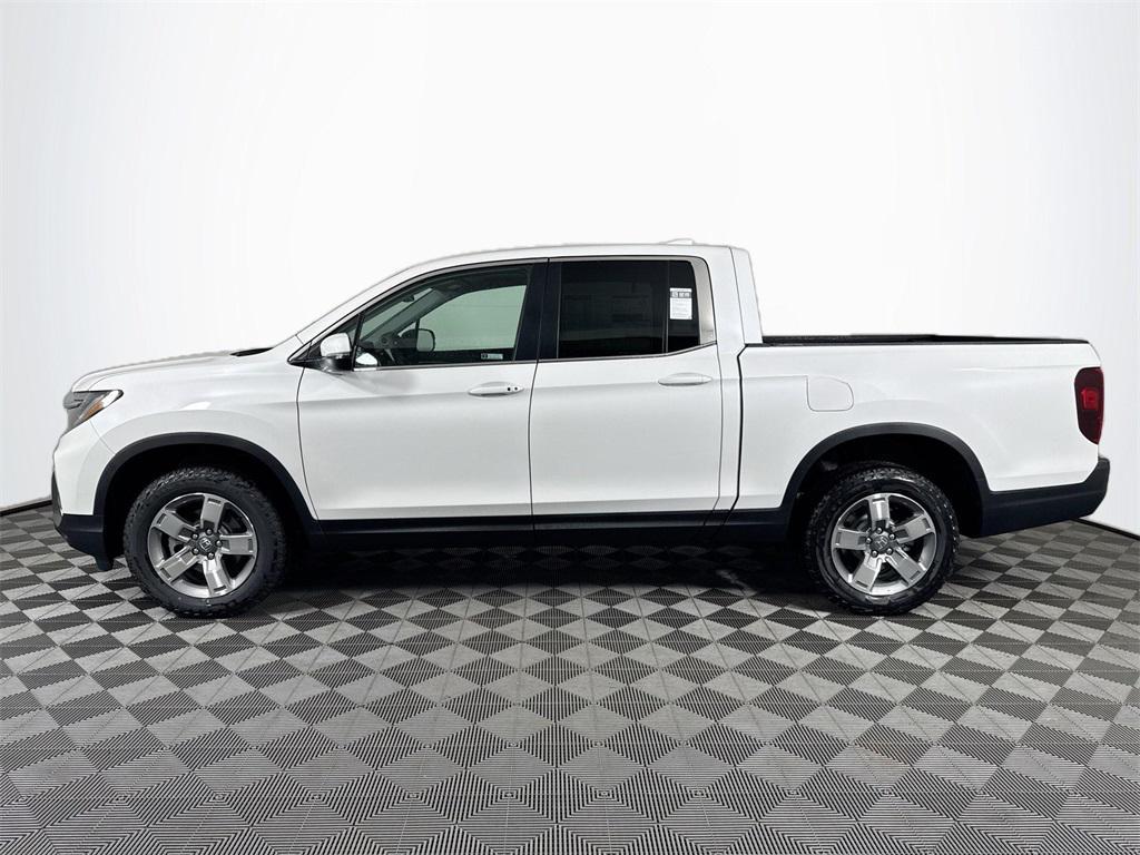 new 2025 Honda Ridgeline car, priced at $42,192